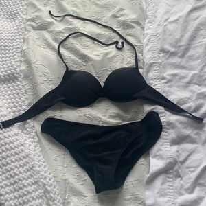 Black Bikini